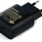 شاحن USB نوع C بتقنية الشحن السريع بقدرة 25 وات مع كابل بطول 2 متر متوافق مع موبايل سامسونج جالاكسي S25/S25 الترا/S25+/S24/S24 الترا/S24+/S23 الترا/S23/s22/S21/S20 /A55/A45